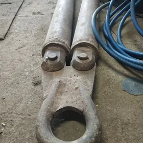 Buksir źowsky kamaz