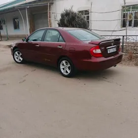 Toyota Camry 2004