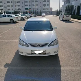 Toyota Camry 2005