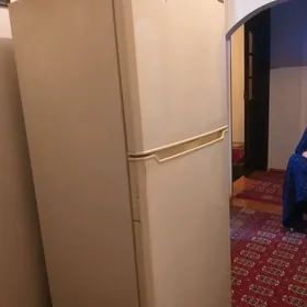 halodilnik холодильник