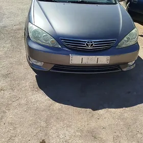 Toyota Camry 2005