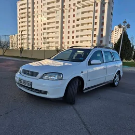 Opel Astra 2004