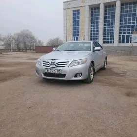 Toyota Camry 2011