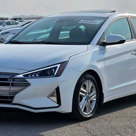 Hyundai Elantra 2020