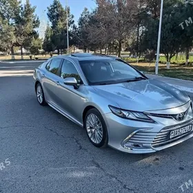 Toyota Camry 2020
