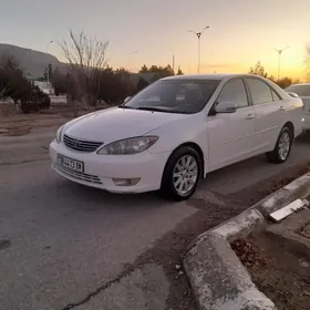 Toyota Camry 2004