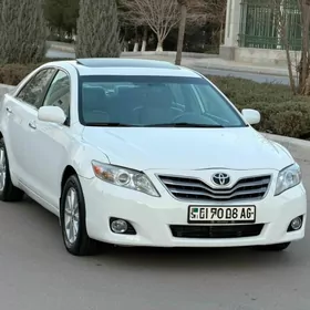 Toyota Camry 2011