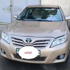 Toyota Camry 2010