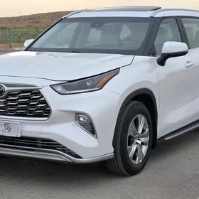 Toyota Highlander 2023