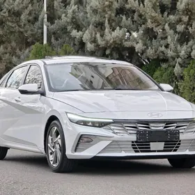 Hyundai Elantra 2025