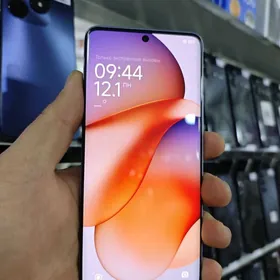 Redmi Note 13 Pro plus 12/512