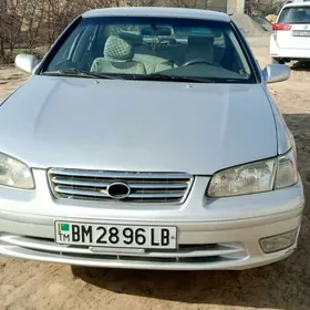 Toyota Camry 2001