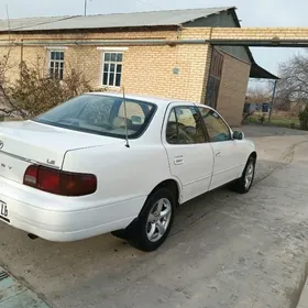Toyota Camry 1996