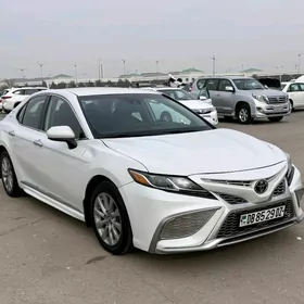 Toyota Camry 2022