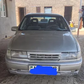 Opel Vectra 1989