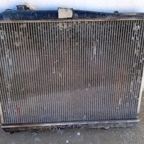 Nissan Pathfinder Radiator