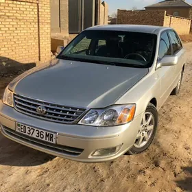 Toyota Avalon 2001
