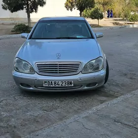 Mercedes-Benz S-Class 2002