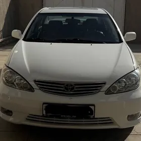 Toyota Camry 2005