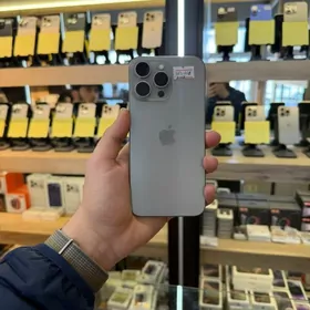 15 PRO MAX 256GB 88% ah/a