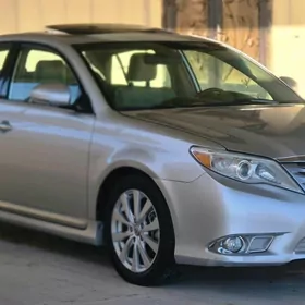Toyota Avalon 2011