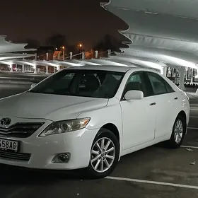 Toyota Camry 2010