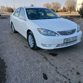 Toyota Camry 2004