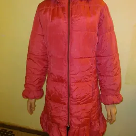 Куртки на девочку 10-12 лет.