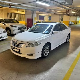 Toyota Camry 2008