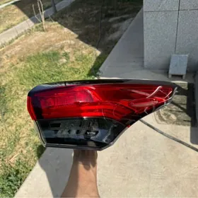 Highlander yzky fara