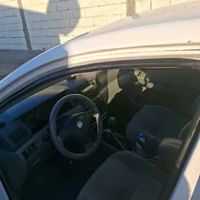 Toyota Corolla 2005