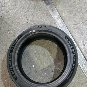 MICHELIN 235/45/18.PILOTSPORT5
