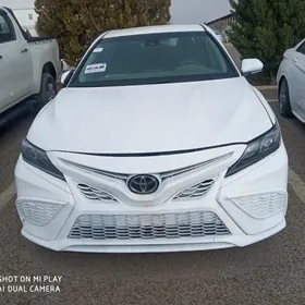 Toyota Camry 2023