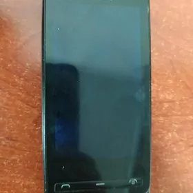 Nokia 700