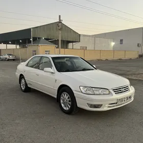 Toyota Camry 2000
