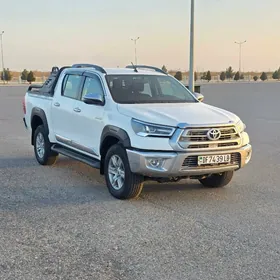 Toyota Hilux 2021