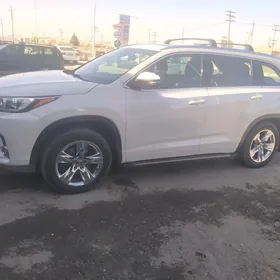 Toyota Highlander 2019