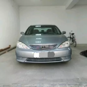 Toyota Camry 2005