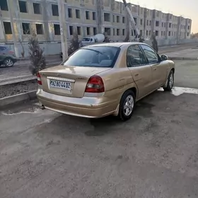 Daewoo Nubira 2002