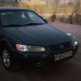 Toyota Camry 1998
