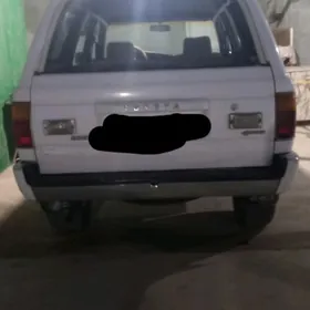 Toyota 4Runner 1990