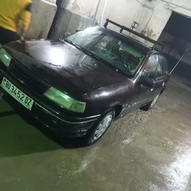 Opel Vectra 1992