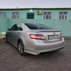 Toyota Camry 2010