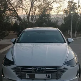 Hyundai Sonata 2021