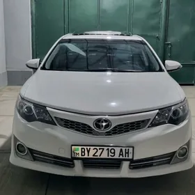 Toyota Camry 2013