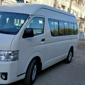 Toyota Hiace 2007