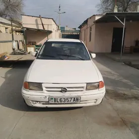 Opel Astra 1993