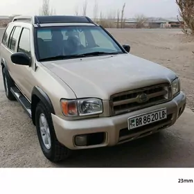 Nissan Pathfinder 2002
