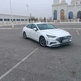 Hyundai Sonata 2021