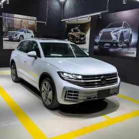 Volkswagen Touareg 2024